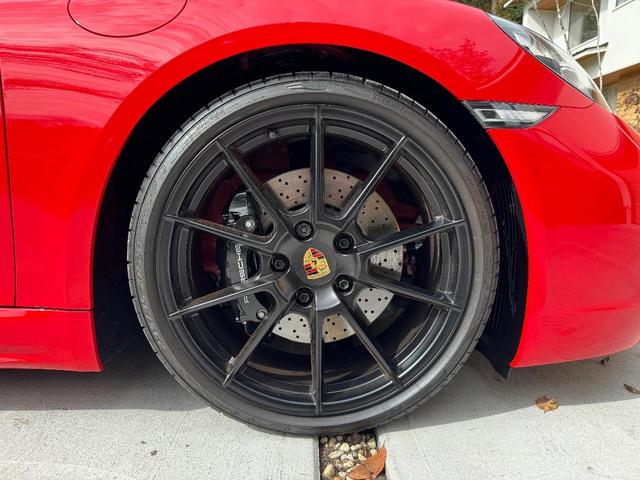 ７１８ボクスター ７１８ボクスターＧＴＳ　４．０　Ｂｏｘｍａｎ軽井沢／ＯＰ１８２万／１オーナー／ブルメスターサウンド／禁煙／レッドメーターパネル／ＰＡＳＭ／雨天未走行／ガレージ保管／走行１８００ｋｍ（37枚目）