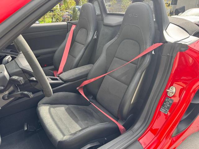 ７１８ボクスター ７１８ボクスターＧＴＳ　４．０　Ｂｏｘｍａｎ軽井沢／ＯＰ１８２万／１オーナー／ブルメスターサウンド／禁煙／レッドメーターパネル／ＰＡＳＭ／雨天未走行／ガレージ保管／走行１８００ｋｍ（50枚目）