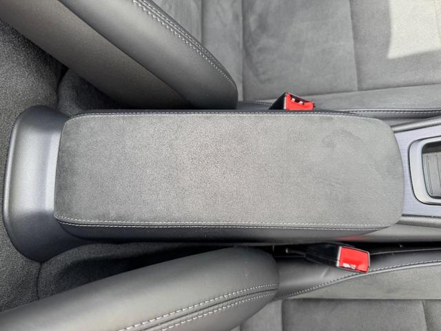 ７１８ボクスター ７１８ボクスターＧＴＳ　４．０　Ｂｏｘｍａｎ軽井沢／ＯＰ１８２万／１オーナー／ブルメスターサウンド／禁煙／レッドメーターパネル／ＰＡＳＭ／雨天未走行／ガレージ保管／走行１８００ｋｍ（68枚目）