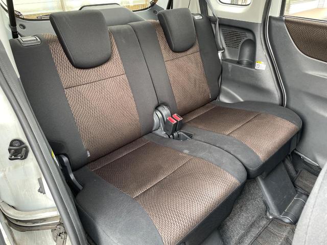 ルークス ハイウェイスターターボ　両側電動スライドドア　ＨＤＤナビ　バックカメラ　ドラレコ　スマートキー　ＨＩＤヘッド　ＥＴＣ　純正１４インチアルミ　オートエアコン　Ｂｌｕｅｔｏｏｔｈ　ＣＤ　ＤＶＤ再生　フルセグ　ドアバイザー（9枚目）