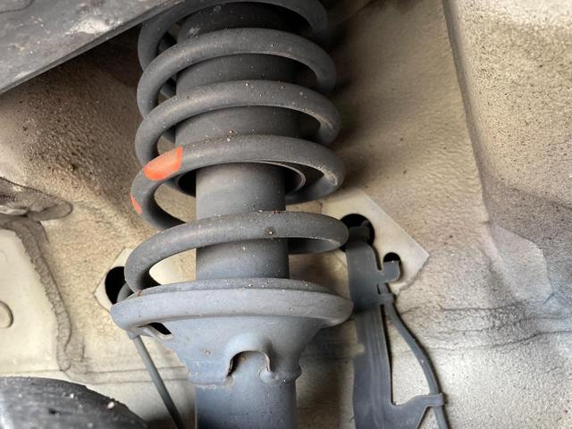 ルークス ハイウェイスターターボ　両側電動スライドドア　ＨＤＤナビ　バックカメラ　ドラレコ　スマートキー　ＨＩＤヘッド　ＥＴＣ　純正１４インチアルミ　オートエアコン　Ｂｌｕｅｔｏｏｔｈ　ＣＤ　ＤＶＤ再生　フルセグ　ドアバイザー（20枚目）