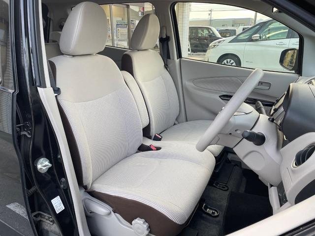 デイズ Ｘ　純正ＳＤナビ　全周囲カメラ　インテリジェントエマージェンシーブレーキ　スマートキー　オートエアコン　Ｂｌｕｅｔｏｏｔｈ　ＣＤ　フルセグ　アイドリングストップ　電動格納ミラー　横滑り防止装置（8枚目）