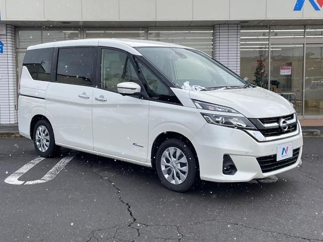 セレナ Ｘ　Ｖセレクション　後席モニター　純正９インチナビ　全周囲カメラ　エマージェンシーブレーキ　プロパイロット　スマートキー　ＬＥＤヘッド　ビルトインＥＴＣ　オートライト　オートエアコン　リアエアコン　Ｂｌｕｅｔｏｏｔｈ（17枚目）