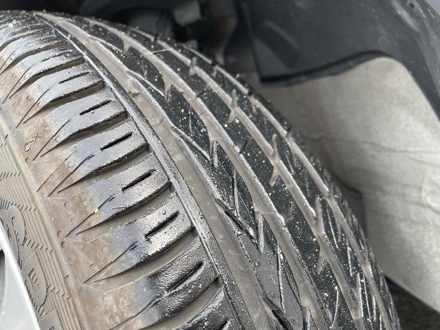 セレナ Ｘ　Ｖセレクション　後席モニター　純正９インチナビ　全周囲カメラ　エマージェンシーブレーキ　プロパイロット　スマートキー　ＬＥＤヘッド　ビルトインＥＴＣ　オートライト　オートエアコン　リアエアコン　Ｂｌｕｅｔｏｏｔｈ（28枚目）