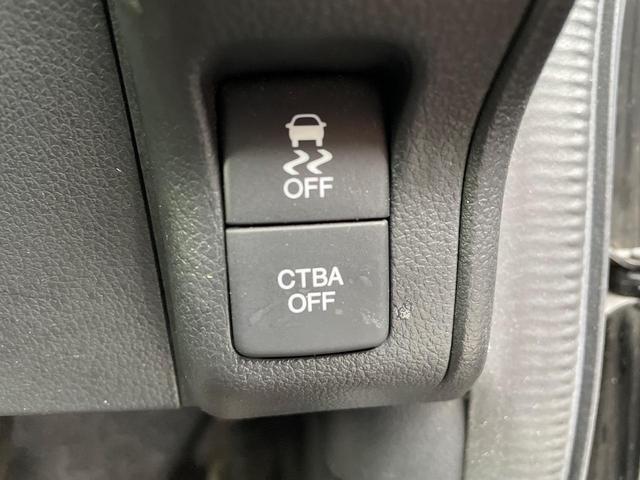 �y�V�e�B�u���[�L�A�N�e�B�u�V�X�e���z�ᑬ���s���ɑO���̎ԗ�����F�����A�Փ˂������Ȏ��͌x��ƃu���[�L�ŏՓˉ���Ɣ�Q�y�����A�V�X�g�B�����S�Ƀh���C�u�����y���݂��������܂��B