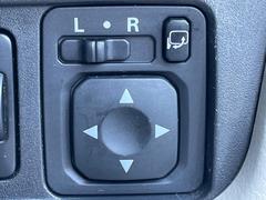 ����ư��Ǽ�ߥ顼�ۥ����ɥߥ顼����ư��Ǽ���ȤʤäƤ��ꡢ������־�Ǥ⥭�����Ĥ��ꥹ�����ޤ����ޤ��� 6