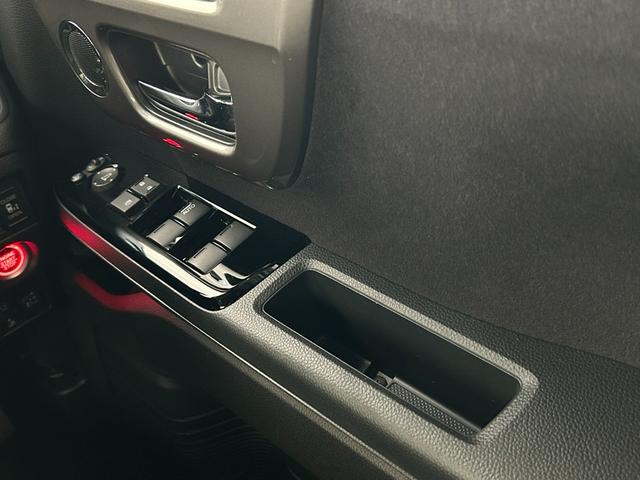 N-BOXカスタム L ナビ(Bluetoothオーディオ付き、CD再生可能) リアカメラ(28枚目)