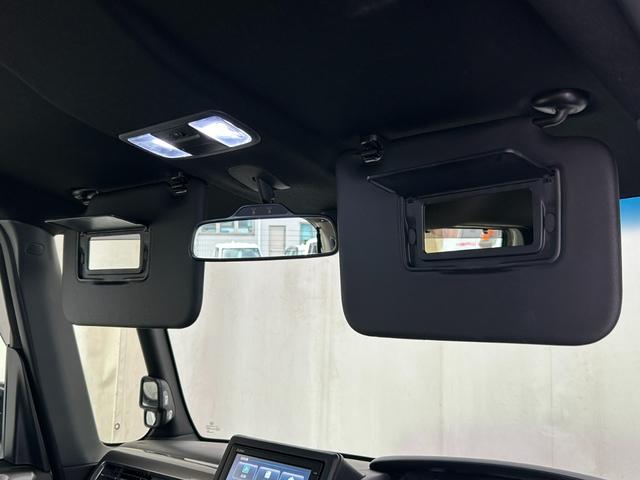 N-BOXカスタム L ナビ(Bluetoothオーディオ付き、CD再生可能) リアカメラ(32枚目)