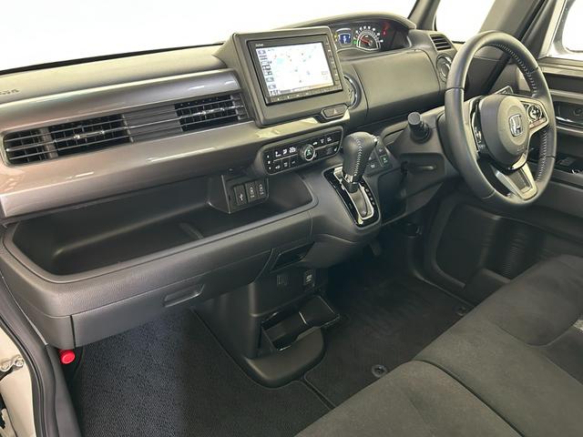 N-BOXカスタム L ナビ(Bluetoothオーディオ付き、CD再生可能) リアカメラ(34枚目)