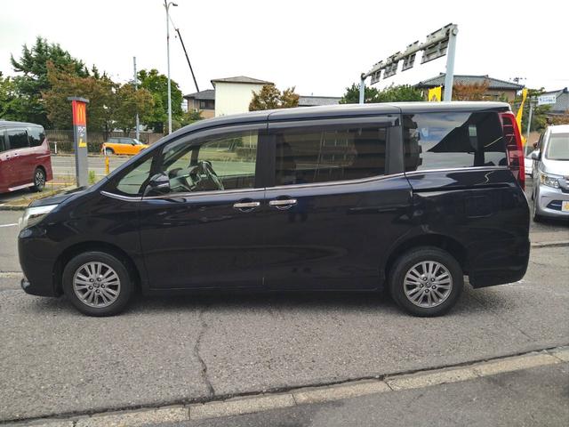 エスクァイア Gi 関東仕入 4WD ナビTV Bカメラ Bluetooth ETC 両側電動スライドドア トヨタセーフティセンス シートヒーター クルコン レザーシート リアエアコン(8枚目)