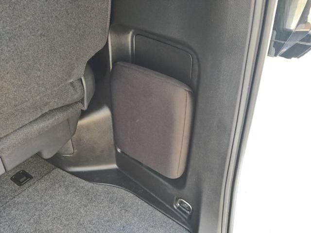 セレナ ハイウェイスター　ＶセレクションＩＩ　関東仕入　雹害　９インチナビＴＶ　Ｂカメラ　Ｂｌｕｅｔｏｏｔｈ　アラウンドビューモニター　エマージェンシーブレーキ　両側電動ドア　ハンズフリーオートスライド　クルーズコントロール　ＬＥＤヘッドライト（22枚目）