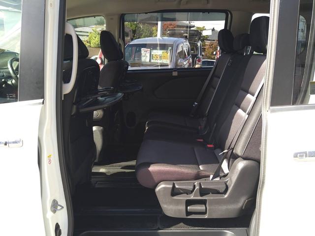 セレナ ハイウェイスター　ＶセレクションＩＩ　関東仕入　雹害　９インチナビＴＶ　Ｂカメラ　Ｂｌｕｅｔｏｏｔｈ　アラウンドビューモニター　エマージェンシーブレーキ　両側電動ドア　ハンズフリーオートスライド　クルーズコントロール　ＬＥＤヘッドライト（26枚目）