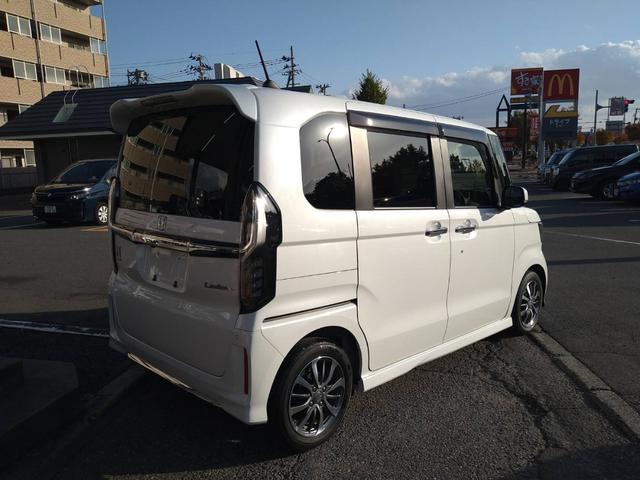 N-BOXカスタム L 関東仕入 雹害 ホンダセンシング ナビTV Bカメラ Bluetooth 両側電動スライドドア クルーズコントロール シートヒーター LEDヘッドライト LEDフォグランプ ドラレコ前後タイプ(5枚目)