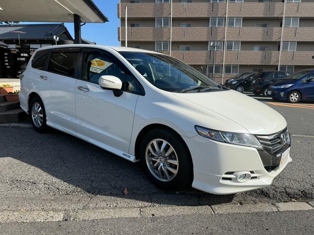 オデッセイ Ｍエアロパッケージ　自社買取　ナビＴＶ　Ｂカメラ　ＥＴＣ　エアロ　ディスチャージヘッドライト　フォグライト　スペアキー　７人乗り（4枚目）