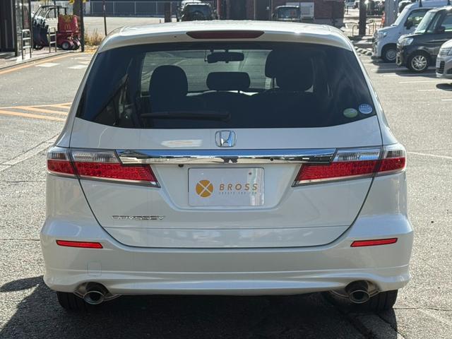 オデッセイ Ｍエアロパッケージ　自社買取　ナビＴＶ　Ｂカメラ　ＥＴＣ　エアロ　ディスチャージヘッドライト　フォグライト　スペアキー　７人乗り（7枚目）