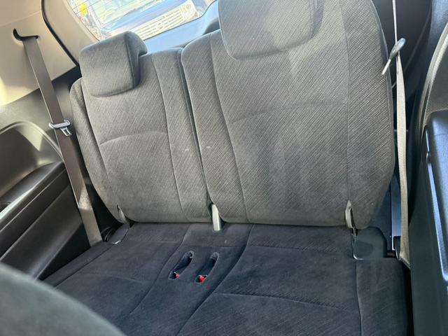 オデッセイ Ｍエアロパッケージ　自社買取　ナビＴＶ　Ｂカメラ　ＥＴＣ　エアロ　ディスチャージヘッドライト　フォグライト　スペアキー　７人乗り（15枚目）