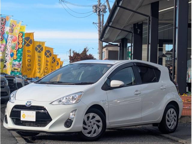 アクア Ｇ　関東仕入　雹害　トヨタセーフティセンス　ナビＴＶ　Ｂカメラ　Ｂｌｕｅｔｏｏｔｈ　クルーズコントロール　ドライブレコーダー　スマートキー　プッシュスタート（2枚目）