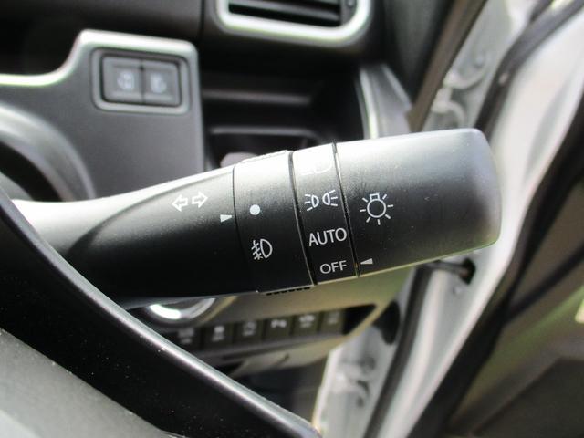 ソリオ ハイブリッドＭＸ　４ＷＤ　衝突軽減システム　オーディオレス（全方位モニター用カメラパッケージ車）両側電動スライドドア　クルーズコントロール　シートヒーター　オートライト　オートエアコン　パドルシフト（25枚目）