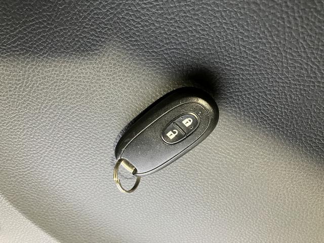 モコ Ｘ　純正フルセグナビ　バックカメラ　アイドリングストップ　パワーウインドウ／電動ドアミラー　ＥＴＣ　スマートキー　ベンチシート　純正アルミホイール（49枚目）