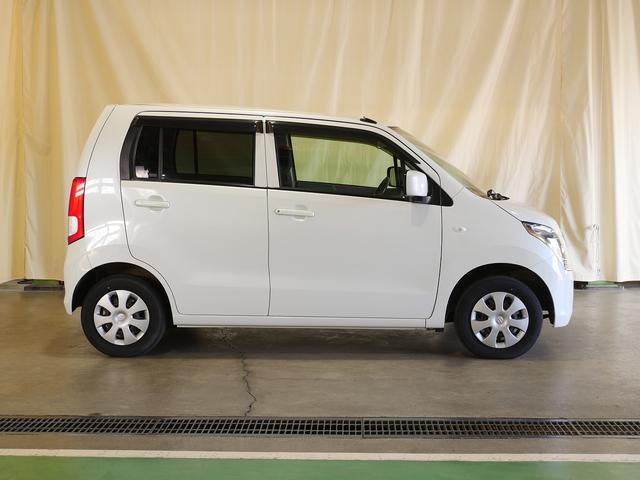 店頭のお車には、車検（保安基準品）ＯＫのものでありましたらカスタマイズオプションも可能です。カスタマイズでおしゃれにドレスアップはいかがでしょうか？アルミのインチアップ等もご相談下さい。