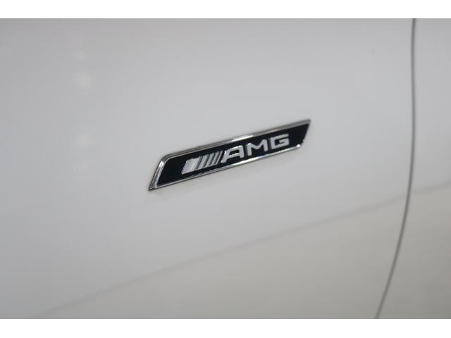 Ｃクラス Ｃ４５０　ＡＭＧ　４マチック　ＡＭＧエアロ・１９ＡＷ／Ｈ＆Ｒダウンサス／エクスクルーシブＰＫＧ／レーダーセーフティＰＫＧ／黒革パワーシート／シートヒーター／純正ＨＤＤナビ・フルセグ／クルコン／レーダー探知機／カロッツェリアドラレコ（12枚目）