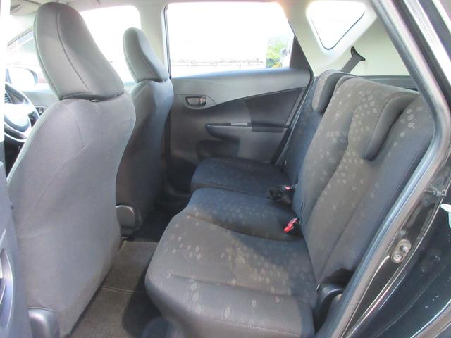 ラクティス Ｘ　４ＷＤ　キーレスエントリー　ナビ　ＣＤ／ＤＶＤ再生　タイミングチェーン　ＬＥＤヘッドライト　ＡＢＳ　エアバッグ　ウィンカードアミラー　社外１６インチＡＷ（15枚目）