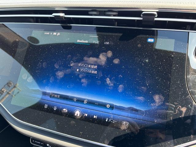 Ｅクラス Ｅ２２０ｄ　アバンギャルド　ＡＭＧラインパッケージ　（ＩＳＧ搭載モデル）　ディーゼルターボ　レザーエクスクルーシブパッケージ（12枚目）