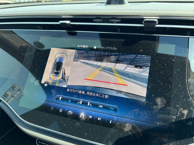 Ｅクラス Ｅ２２０ｄ　アバンギャルド　ＡＭＧラインパッケージ　（ＩＳＧ搭載モデル）　ディーゼルターボ　レザーエクスクルーシブパッケージ（13枚目）