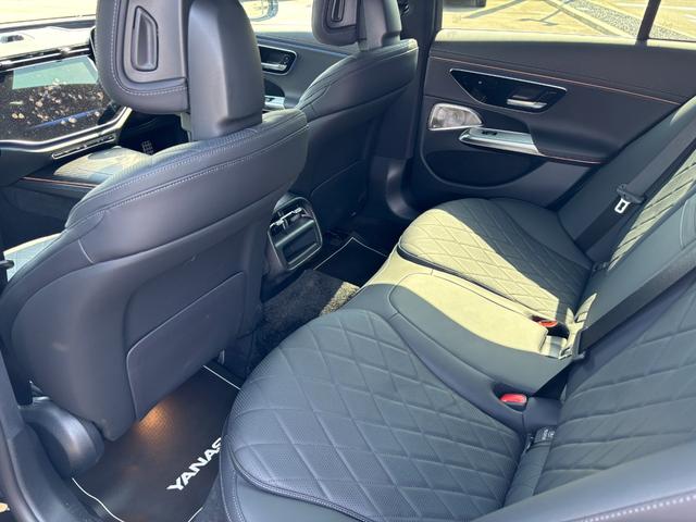 Ｅクラス Ｅ２２０ｄ　アバンギャルド　ＡＭＧラインパッケージ　（ＩＳＧ搭載モデル）　ディーゼルターボ　レザーエクスクルーシブパッケージ（17枚目）