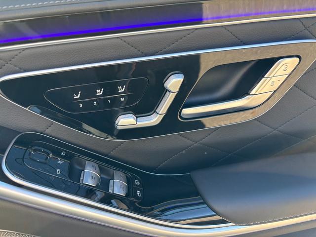 Ｓクラス Ｓ５００　４マチック　ＡＭＧラインパッケージ　（ＩＳＧ）　４ＷＤ　ＭＰ２０２５０１　リアコンフォート　ベーシック　レザーエクスクルーシブパッケージ（12枚目）