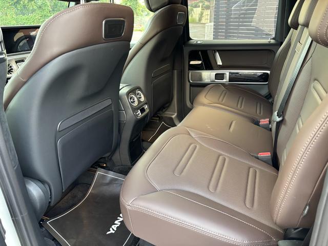 Ｇクラス Ｇ４００ｄ　ＡＭＧライン　ディーゼルターボ　４ＷＤ　ラグジュアリーパッケージ　Ｇ　ｍａｎｕｆａｋｔｕｒプログラム（30枚目）