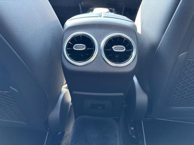 ＣＬＡクラス ＣＬＡ２００ｄ　ＡＭＧライン　ディーゼルターボ　パノラミックスライディングルーフ（26枚目）