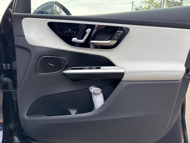 ＧＬＣ ＧＬＣ２２０ｄ　４ＭクペドライバズＰ＋ＡＭＧラインＰ　（ＩＳＧ搭載モデル）　ディーゼルターボ　４ＷＤ　ＭＰ２０２４０１　パノラミックスライディングルーフ（10枚目）