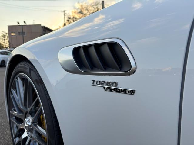 MERCEDES AMG GT 43 COUPE