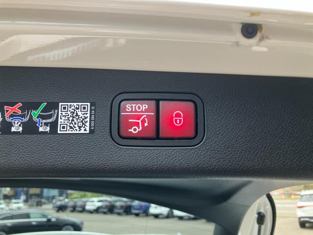 Eクラスステーションワゴン E200 ステーションワゴン アバンギャルド (ISG) MP202502(29枚目)