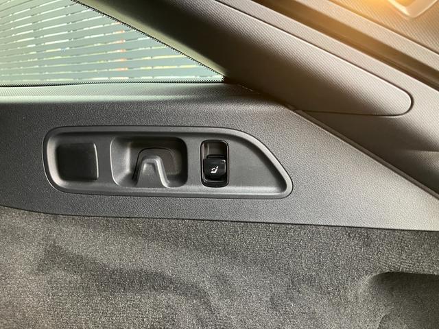 Eクラスステーションワゴン E200 ステーションワゴン アバンギャルド (ISG) MP202502(31枚目)