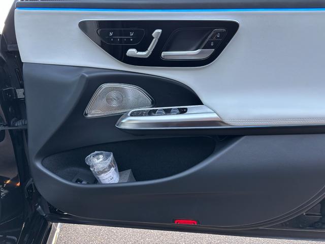 Ｅクラス Ｅ２００　アバンギャルド　ＡＭＧラインパッケージ　（ＩＳＧ搭載モデル）　ＭＰ２０２４０１　レザーエクスクルーシブパッケージ　デジタルインテリアパッケージ　アドバンスドパッケージ（10枚目）