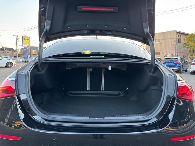 Ｅクラス Ｅ２００　アバンギャルド　ＡＭＧラインパッケージ　（ＩＳＧ搭載モデル）　ＭＰ２０２４０１　レザーエクスクルーシブパッケージ　デジタルインテリアパッケージ　アドバンスドパッケージ（35枚目）