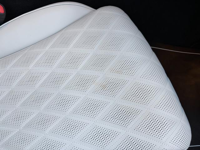 Ｅクラス Ｅ２００　アバンギャルド　ＡＭＧラインパッケージ　（ＩＳＧ搭載モデル）　ＭＰ２０２４０１　レザーエクスクルーシブパッケージ　デジタルインテリアパッケージ　アドバンスドパッケージ（43枚目）