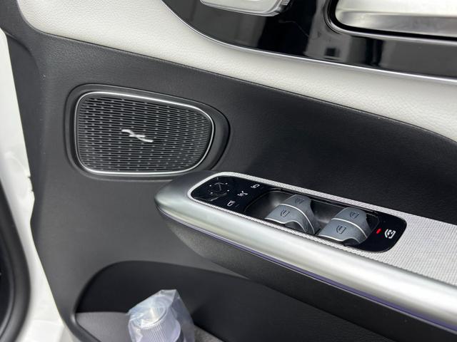 GLC GLC220d4マチッククーペAMGラインパッケージ (ISG) ディーゼルターボ 4WD MP202501 パノラミックスライディングルーフ(12枚目)