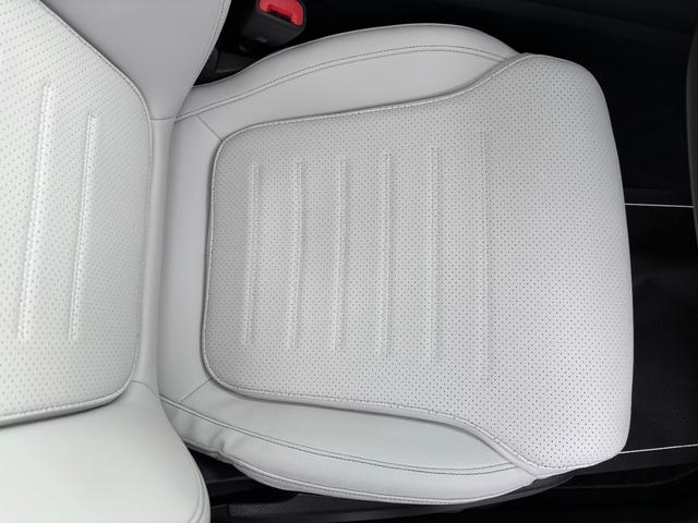 GLC GLC220d4マチッククーペAMGラインパッケージ (ISG) ディーゼルターボ 4WD MP202501 パノラミックスライディングルーフ(48枚目)