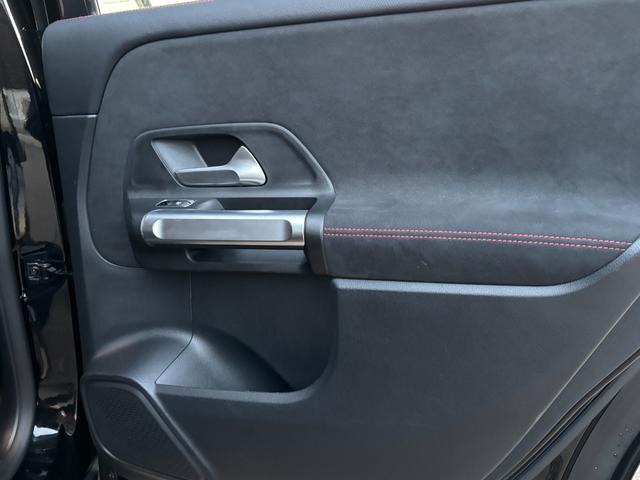 ＧＬＢ ＧＬＢ２００ｄ　４マチック　ＡＭＧライン　ディーゼルターボ　４ＷＤ　ナビゲーションパッケージ　デジタルルームミラー（39枚目）