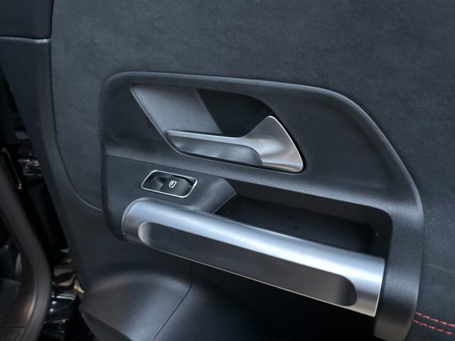 ＧＬＢ ＧＬＢ２００ｄ　４マチック　ＡＭＧライン　ディーゼルターボ　４ＷＤ　ナビゲーションパッケージ　デジタルルームミラー（40枚目）