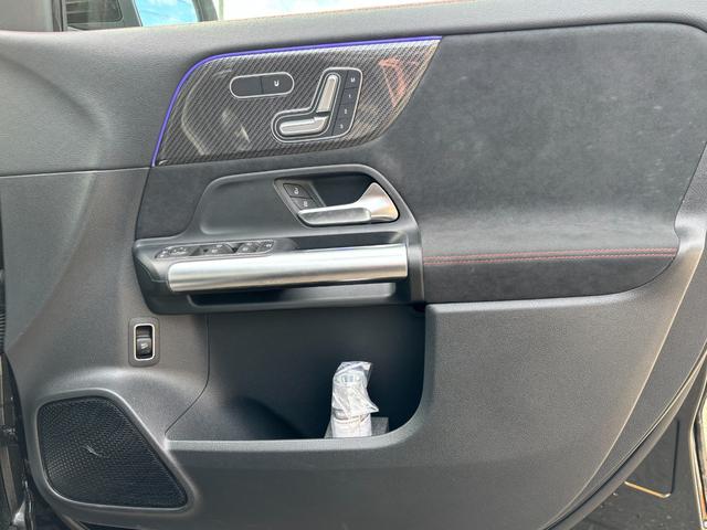 ＧＬＡクラス ＧＬＡ３５　４マチック　４ＷＤ　ＭＰ２０２５０２　パノラミックスライディングルーフ（16枚目）