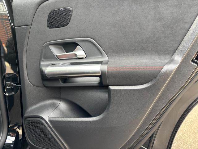 ＧＬＡクラス ＧＬＡ３５　４マチック　４ＷＤ　ＭＰ２０２５０２　パノラミックスライディングルーフ（41枚目）