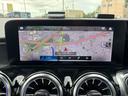 MERCEDES BENZ GLB