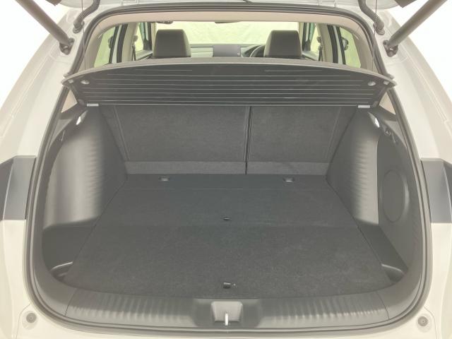 ＺＲ－Ｖ ｅ：ＨＥＶＺ　ＨｏｎｄａＳＥＮＳＩＮＧコネクトナビＲカメラＥＴＣ　盗難防止装置　ＵＳＢ接続　Ｂカメラ　レザー　Ｄレコ　パワ－シ－ト　衝突被害軽減ブレーキ　フルセグ　ＬＥＤライト　サイドＳＲＳ　Ｓヒーター　ＶＳＡ（15枚目）