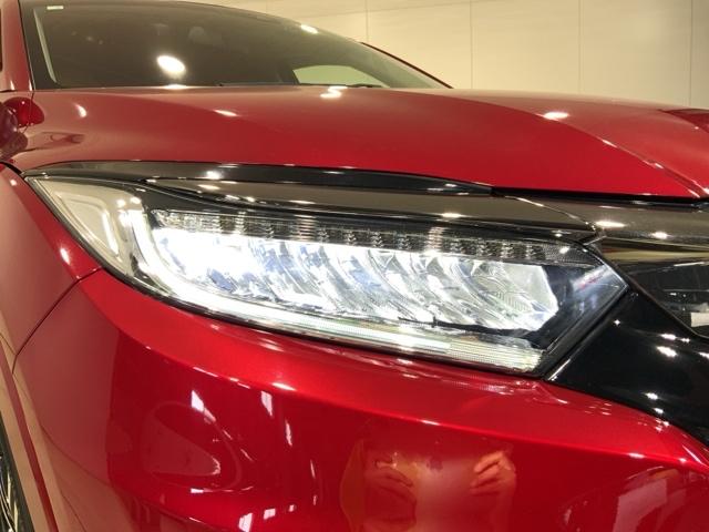 ヴェゼル ハイブリッドＺ・ホンダセンシング　ＭナビＲカメラドラレコＥＴＣスマートキー　横滑り防止機能　ＬＥＤランプ　シ－トヒ－タ－　ＵＳＢ接続　スマ－トキ－　ＡＣ　ナビＴＶ　サイドエアバック　クルコン　４ＷＤ車　ＥＴＣ車載器　ＡＢＳ　ＤＶＤ（16枚目）