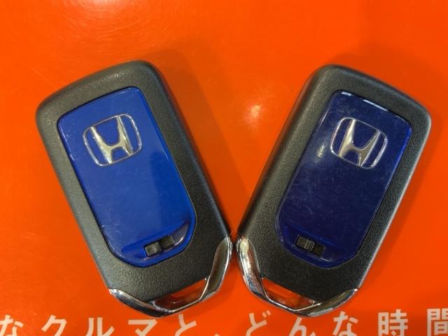 ヴェゼル ハイブリッドＺ・ホンダセンシング　ＭナビＲカメラドラレコＥＴＣスマートキー　横滑り防止機能　ＬＥＤランプ　シ－トヒ－タ－　ＵＳＢ接続　スマ－トキ－　ＡＣ　ナビＴＶ　サイドエアバック　クルコン　４ＷＤ車　ＥＴＣ車載器　ＡＢＳ　ＤＶＤ（43枚目）