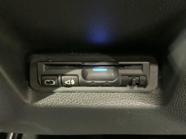 シャトル Ｇ　ＭナビＲカメラＥＴＣスマートキーＬＥＤライト　ＬＥＤヘッドランプ　横滑り防止装置　オートエアコン　パワーステアリング　ＥＴＣ車載器　ＤＶＤ再生　ダブルエアバッグ　キーレス　アイドリングストップ　ＡＢＳ（31枚目）